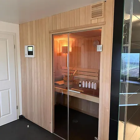 A&b Wellness 6 Personen * Büllingen
